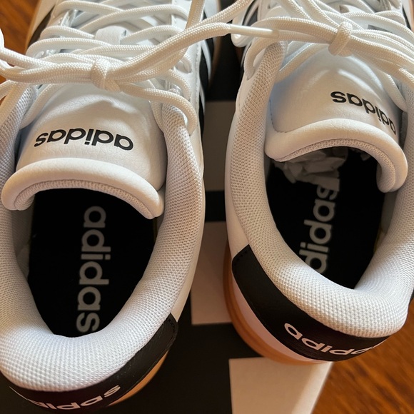 Women’s 7.5 Adidas Court Platform Samba Sneakers! - Picture 4 of 10